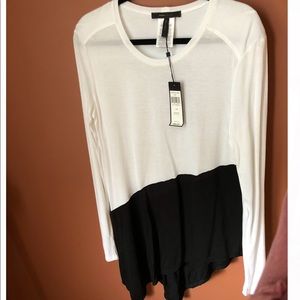 BCBG flowy black/white long sleeve